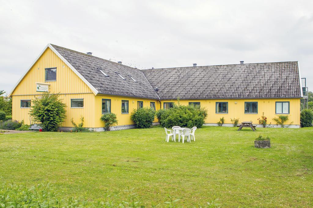 Bruksparkens Hostel Vellinge Exterior foto