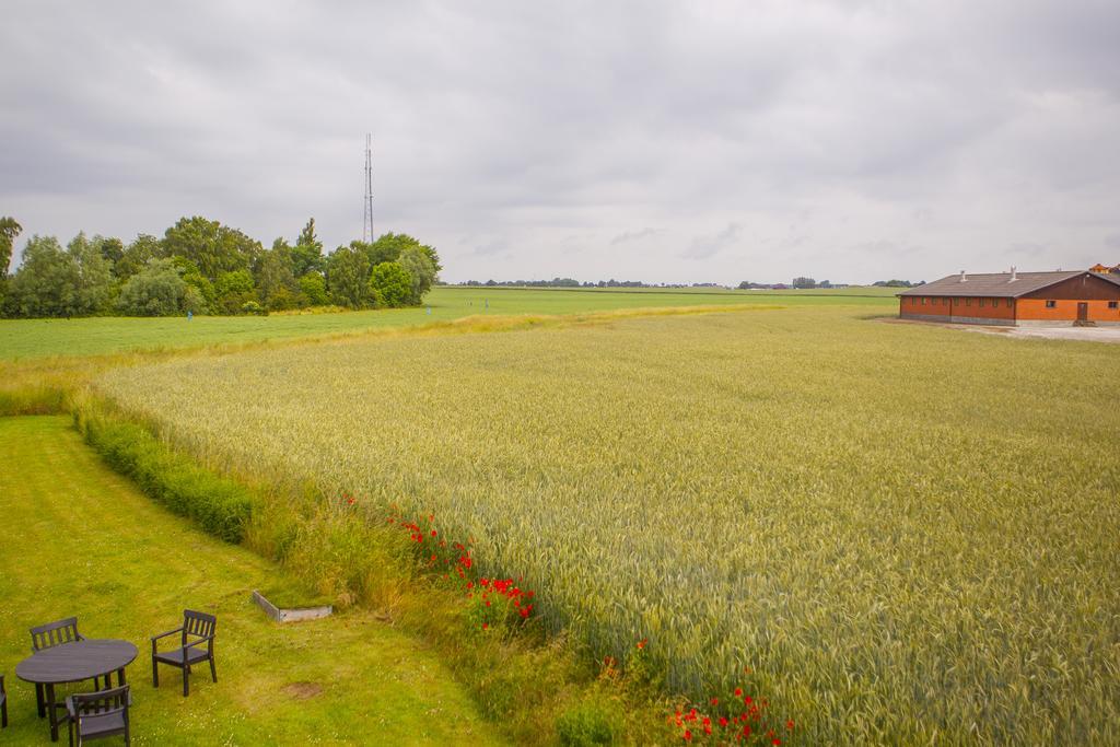 Bruksparkens Hostel Vellinge Exterior foto